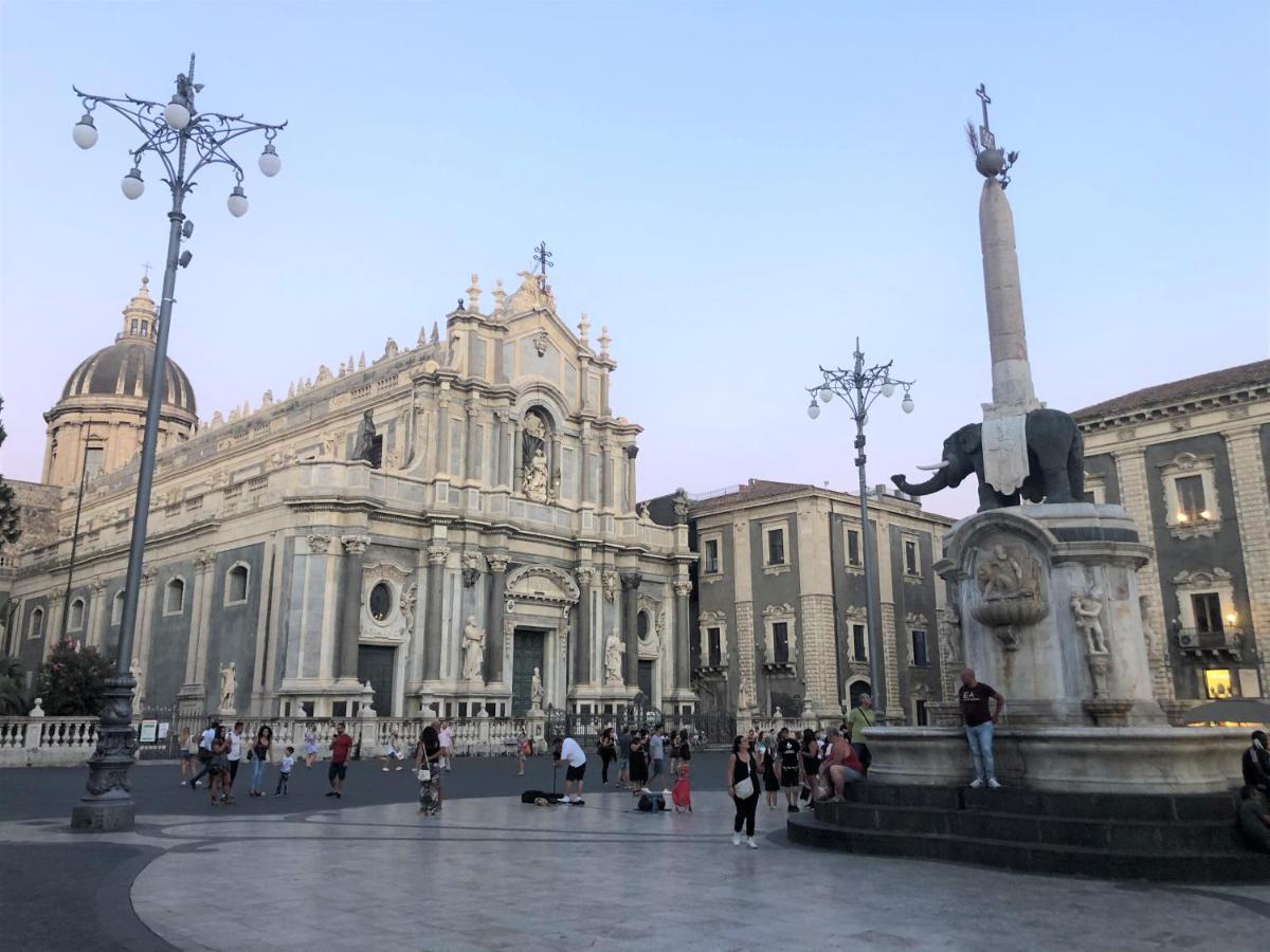 Home 22 Appartamento In Centro Storico - Catania Exterior photo
